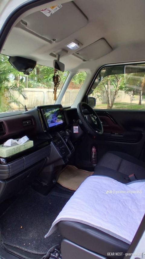 2025 Suzuki Spacia for sale in Galle - photo 5