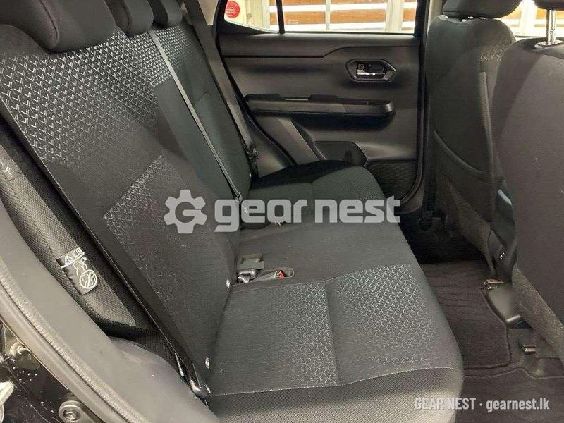 2023 Toyota Raize for sale in Negombo, Gampaha - photo 10