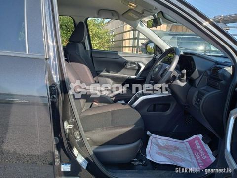 2023 Toyota Raize for sale in Negombo, Gampaha - photo 2