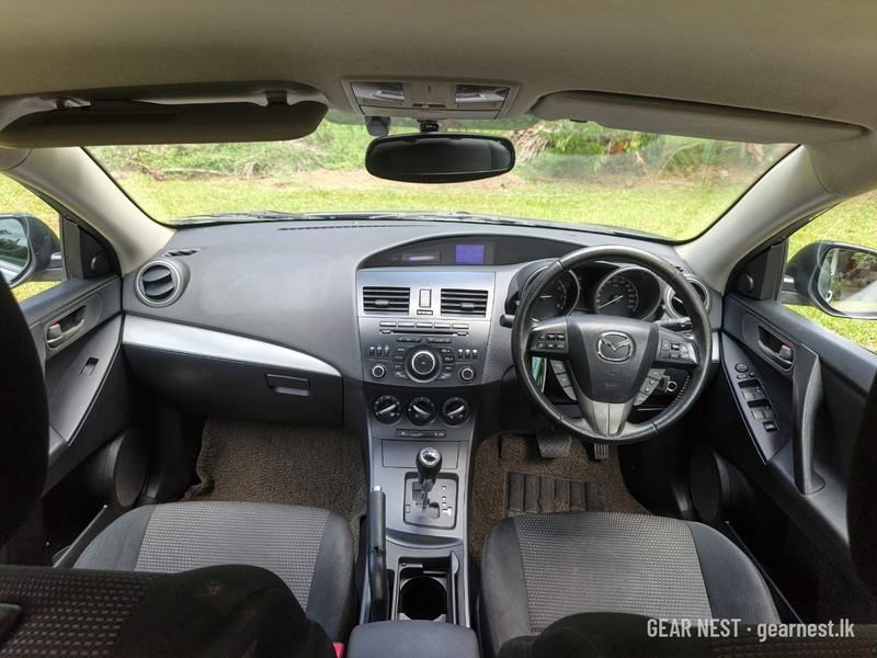 2012 Mazda Axela for sale in Nittambuwa, Gampaha - photo 5