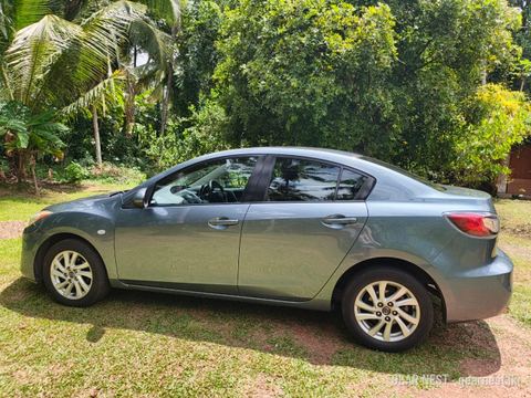 2012 Mazda Axela for sale in Nittambuwa, Gampaha - photo 3